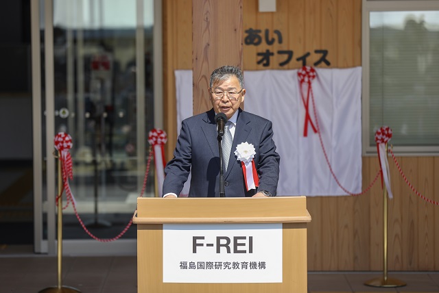 山崎理事長挨拶